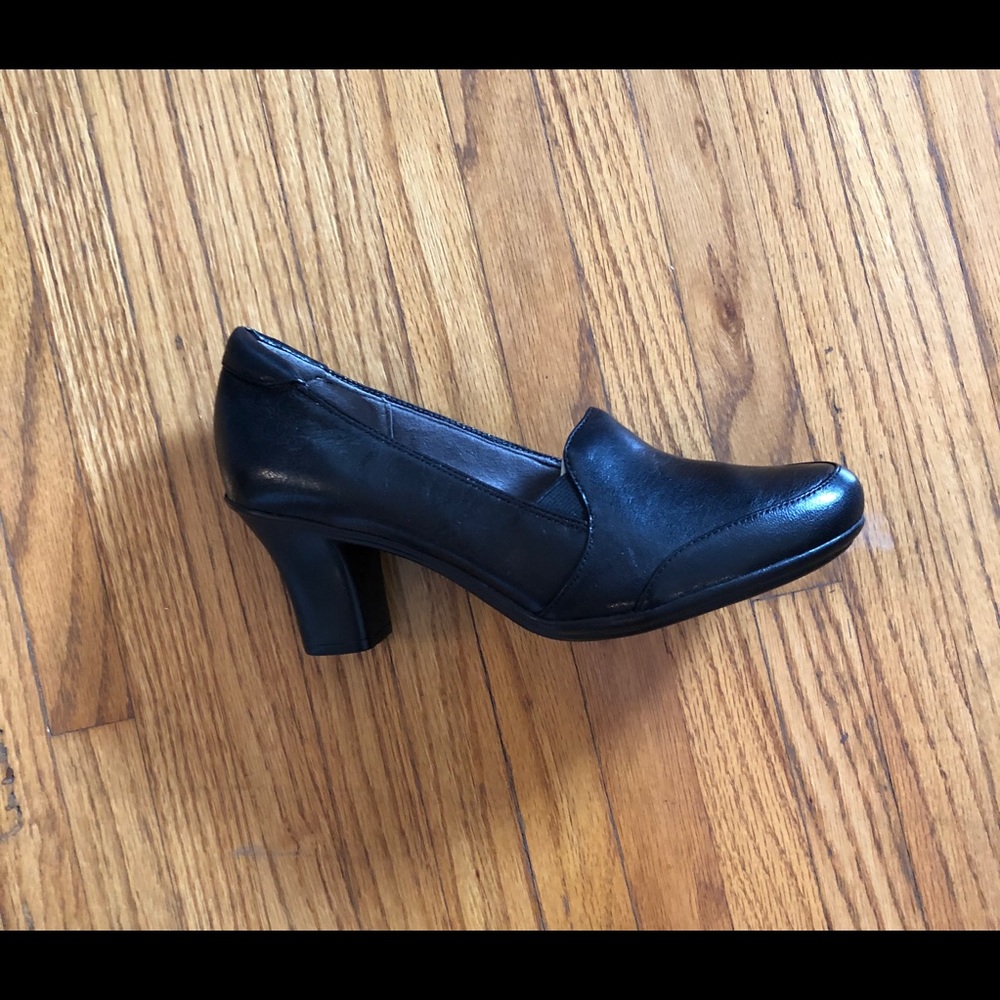 Black pumps Naturalizer Lionora